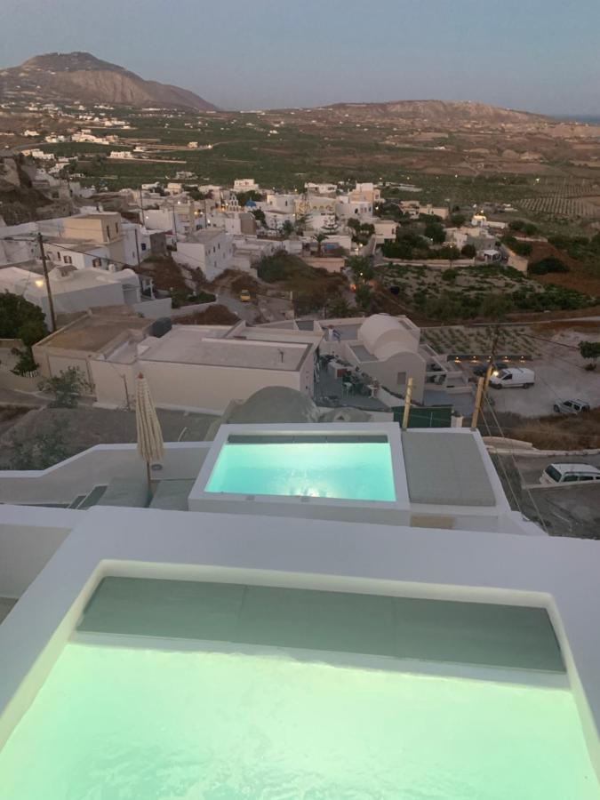 White Curves Santorini Bed & Breakfast Akrotiri  Exterior photo